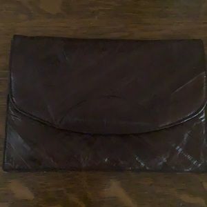 Vintage eel skin purse great condition Many pockets